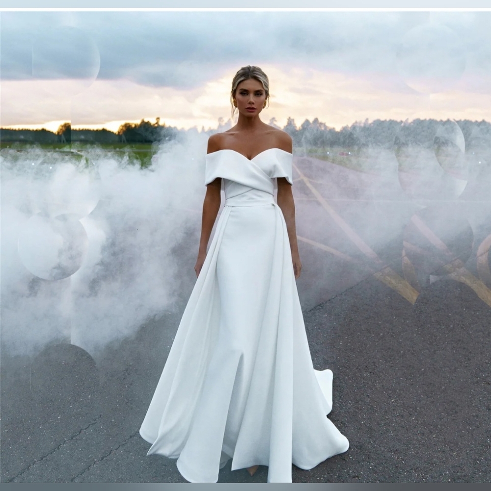 BWT Wedding dress